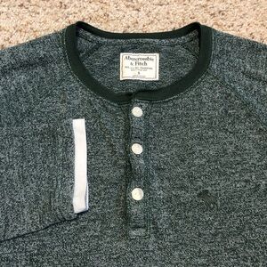 Abercrombie & Fitch Henley Shirt Men's Small Long Sleeve Green Gray Preppy